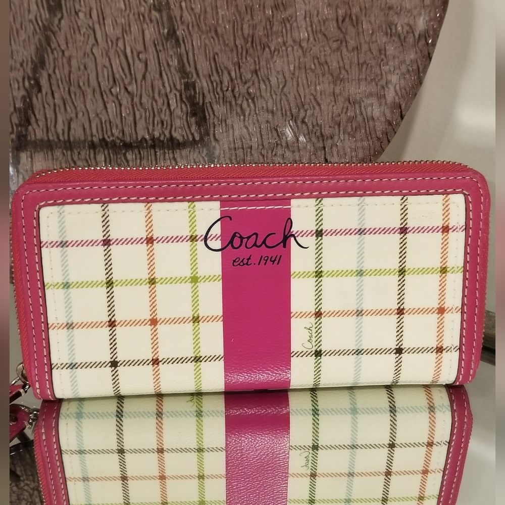 COACH Vintage Tattersall Heritage Plaid Full Zip Wallet. LIKE NEW! - Picture 2 of 7